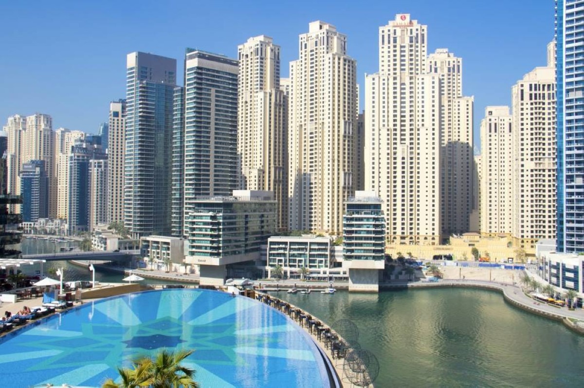 تقرير: خفض الفائدة الأمريكية يمنح عقارات دبي دفعة قوية