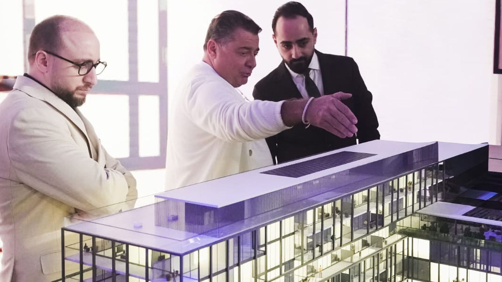 Reportage Group Unveils BAIA and Saadiyat Flagship SENSI, Achieving AED 312 Million in One Day