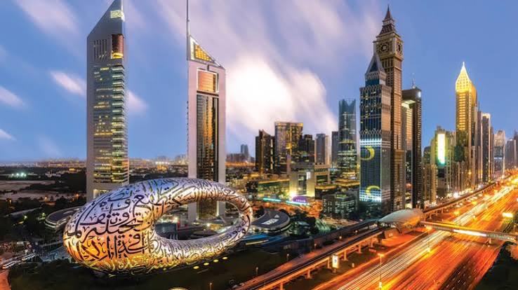 القطاع العقاري يُسهم بـ 11.8% من الناتج المحلي الإجمالي لدبي بالنصف الأول