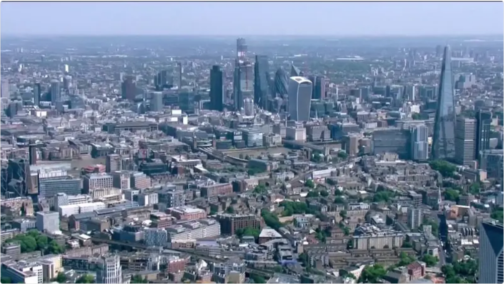 Britain’s real estate market is losing momentum. The slowest price growth in 3 years.